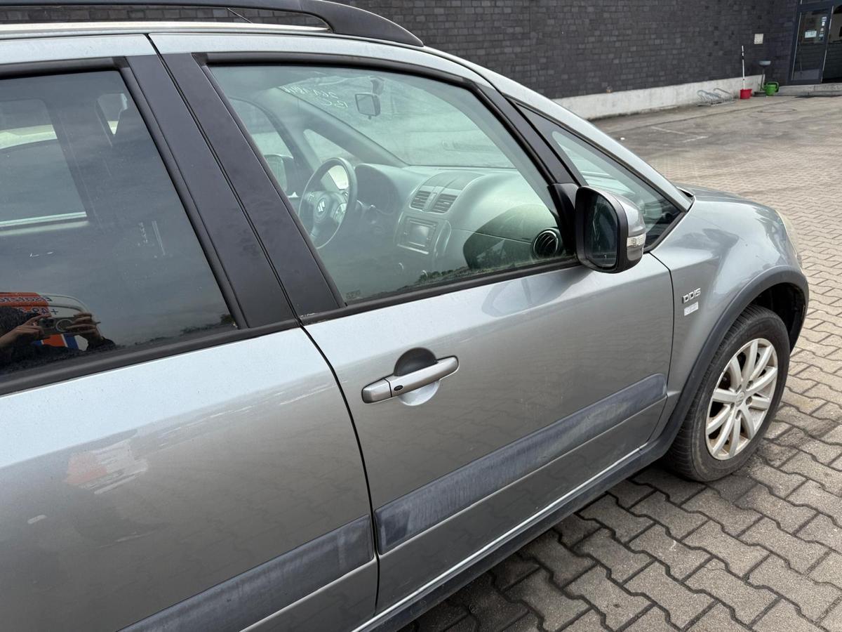 Suzuki SX4 EY original Tür vorn rechts ZCD Galactic Grey Rohbau BJ11